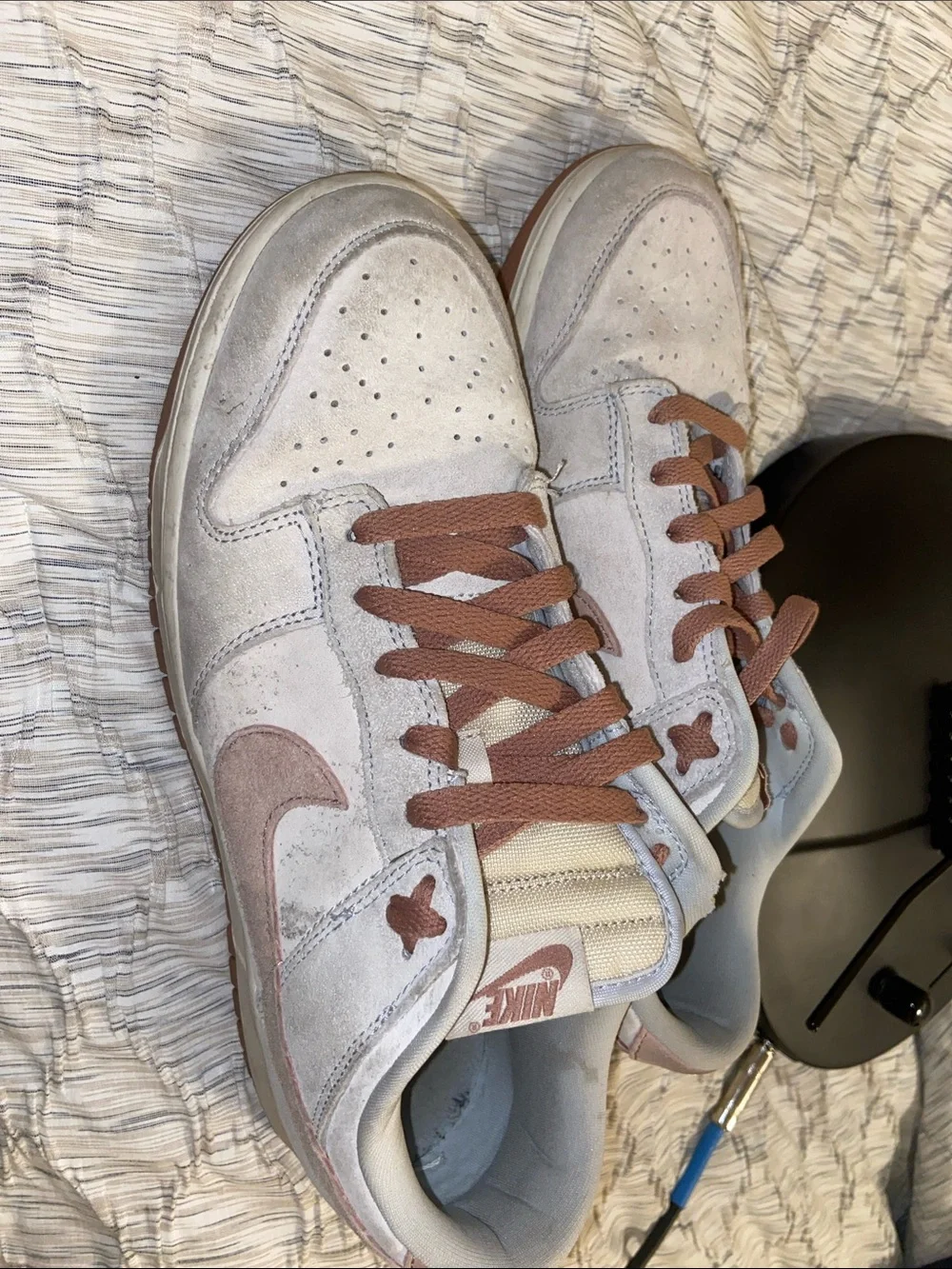Nike Men’s Fossil Rose Dunks